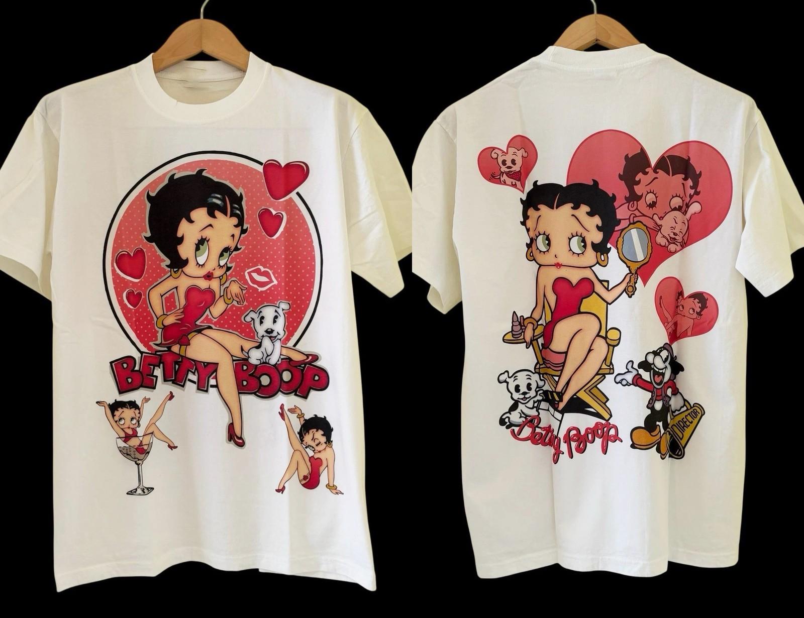 

Рубашка Betty Boop 90-х Мультяшный персонаж Белые Сердца Размер S-5XL Comfort Colors 4XL