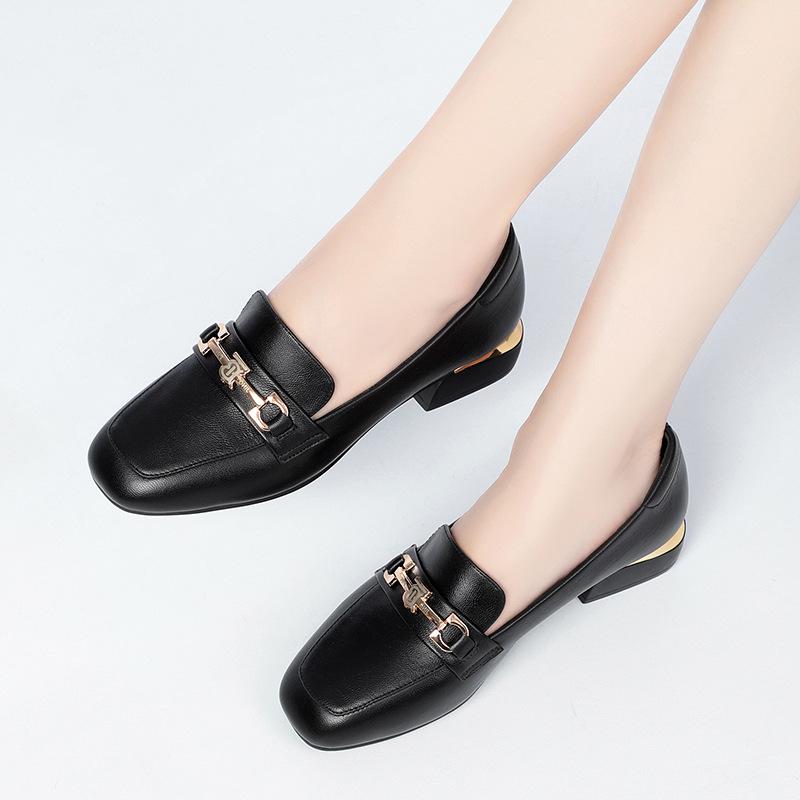Fashion Loafers Women's 2024 Summer Style Breathable Soft Sole Comfortable Low-heeled Single Shoes One Kick  Small Leather Shoes Korean