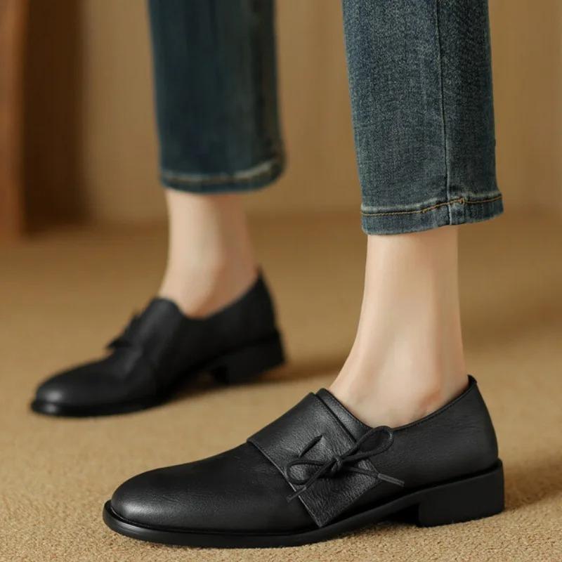 New Autumn Leather Flat Shoes 2025 Designer Outside Versatile Casual Women Loafers Concise Comfortable Soft Soled Women Flats