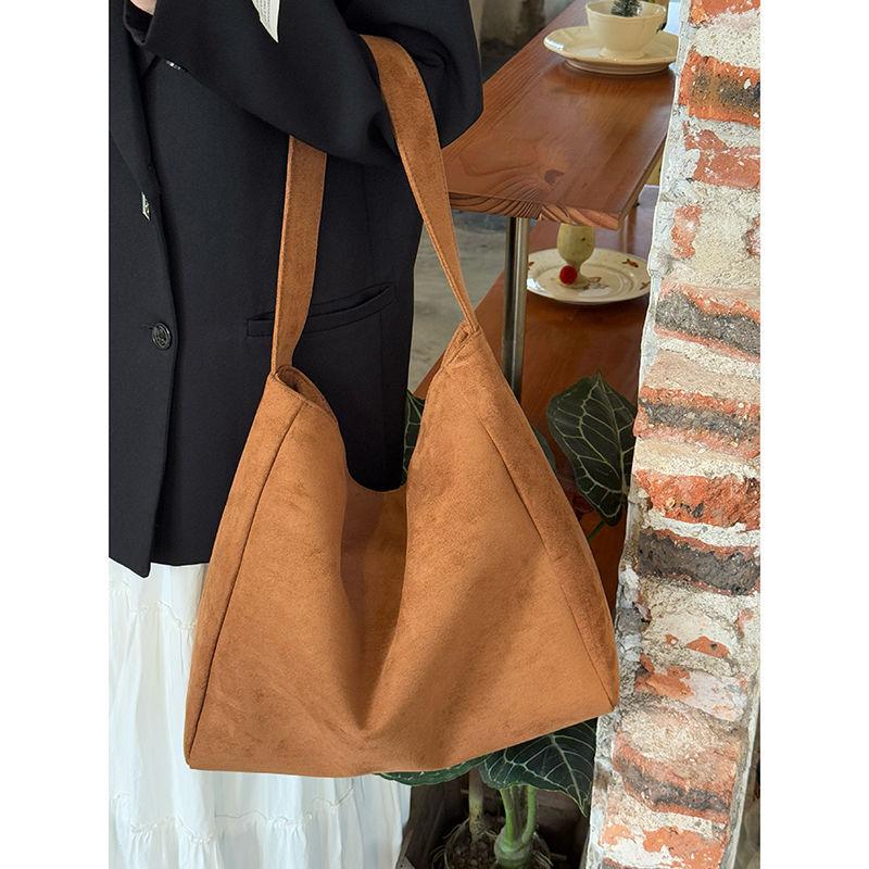 Vintage matte large-capacity tote bag women's 2025 new high-end commuter shoulder bag lazy soft leather underarm bag