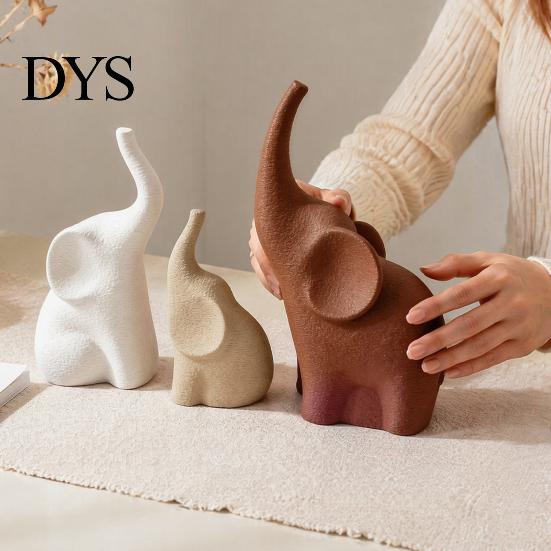 Modern Animal Statues for Living Room 3Pcs/Set Elephant Family Statues, Cute Parents Kid Ornament, Good Minimalist Home Accessories Luck Sculptures
