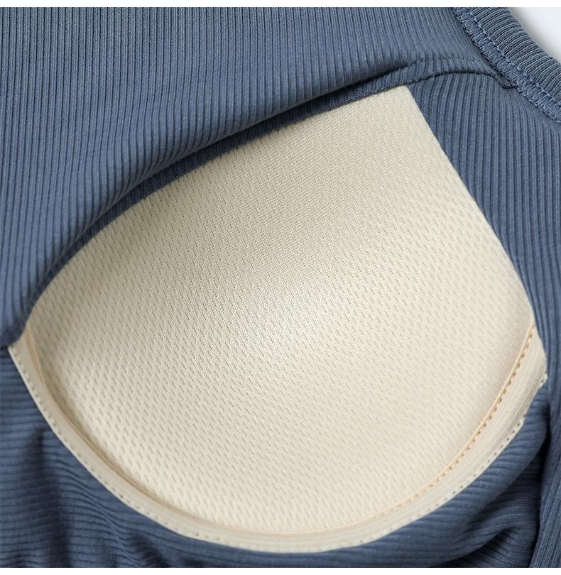 Women's Seamless Sleeveless Vest with Built-in Bra - No Underwire, Slimming Fit