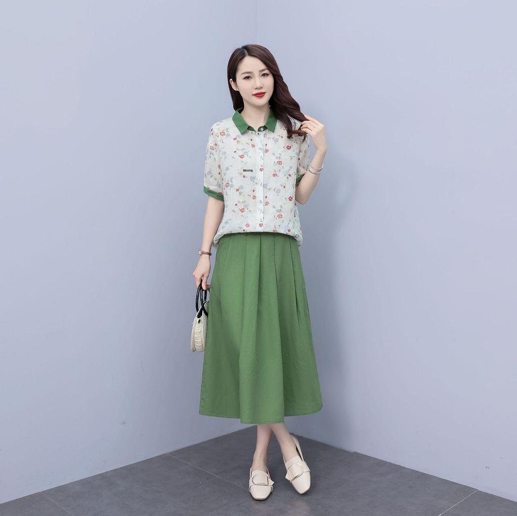 Women's Summer 2025 Floral Ramie Two-Piece Suit: Age-Reducing Top and Skirt Set