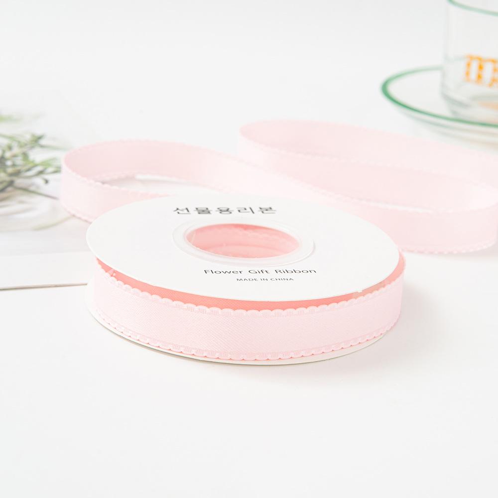 Panglică simplă de 1 cm grosime cu margine ondulată și ambalaj cu flori de mătase pentru accesorii DIY pentru păr și îmbrăcăminte