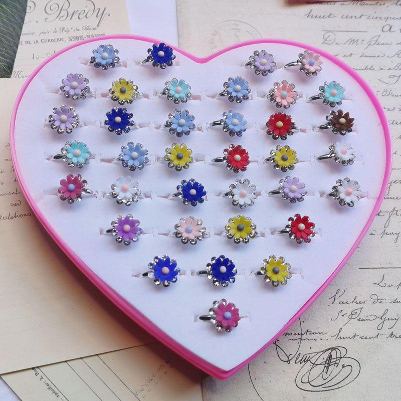 10pcs/Lot Cute Children's Cartoon Rings Glitter Flower Fruit Shape Plastic Adjustable Ope Excluding boxes