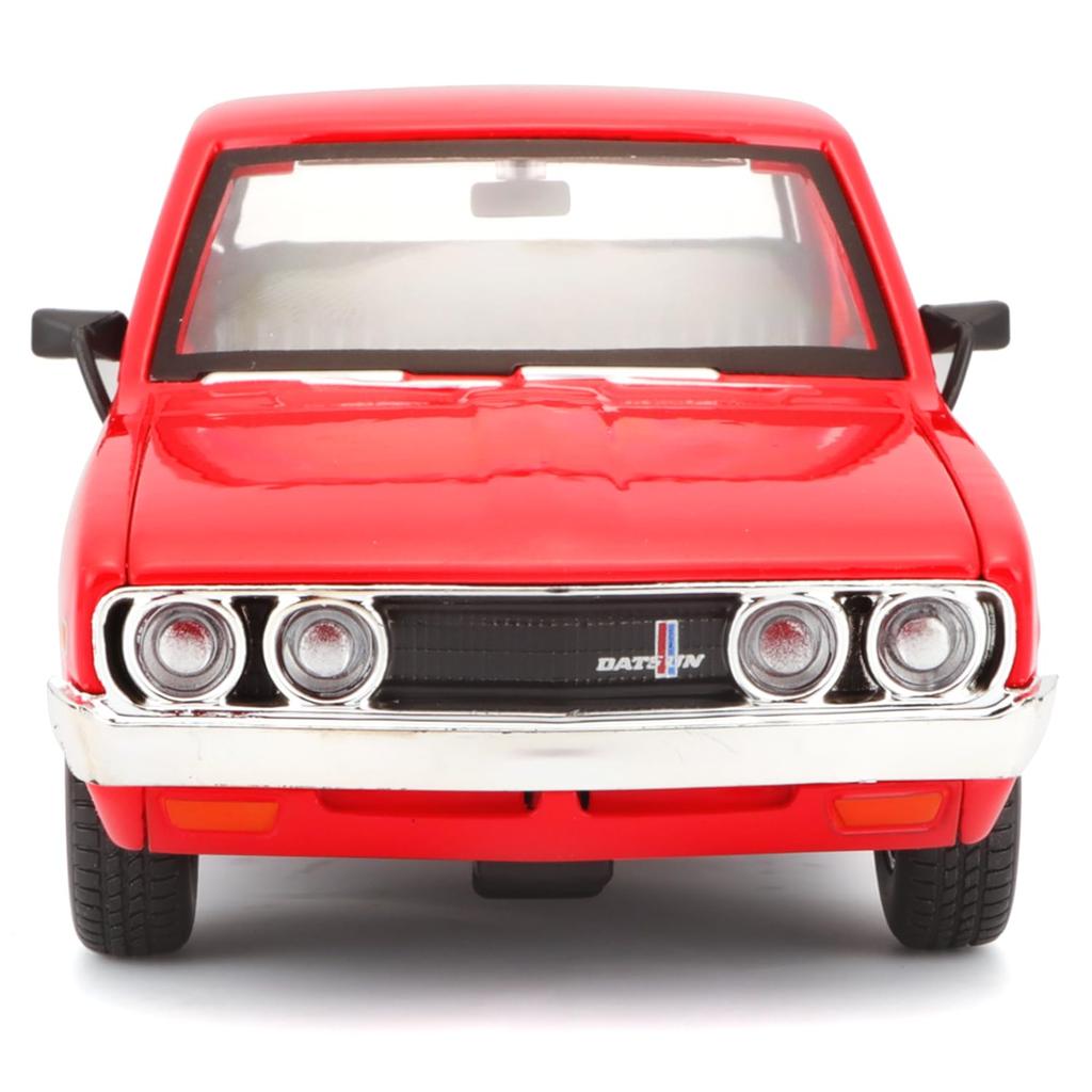 Maisto 1/24 Scale Diecast Model Car of the Datsun 620 Pickup (Red) - Finished Model (Product Code: 31522)