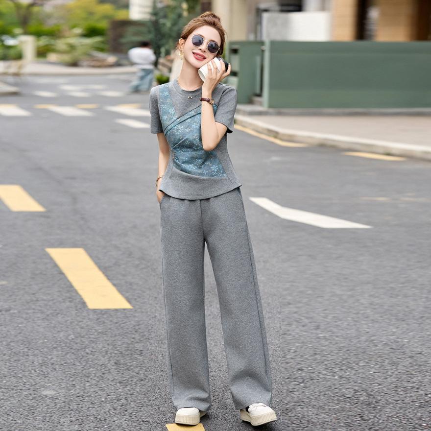 European gray casual sports suit women's summer new fashion age-reducing short-sleeved printed T-shirt wide-leg pants two-piece set