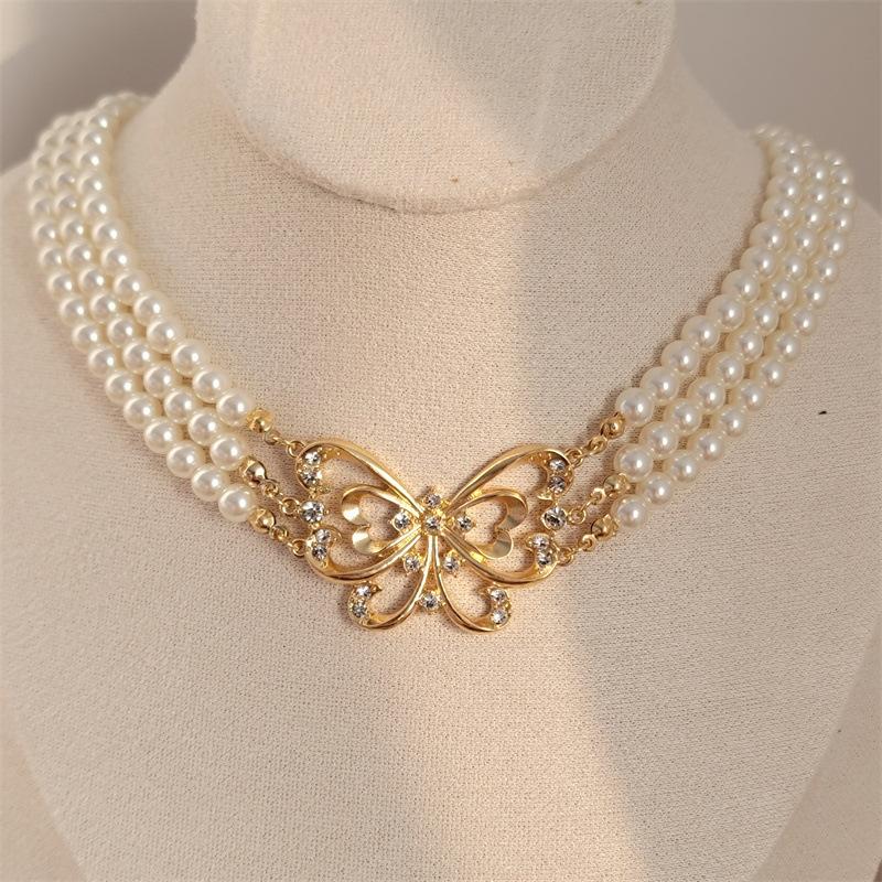 Europäische und amerikanische französische Retro-Perlen-Choker-Halskette, Imitationsperlen-Quadrat-Strass-Mode-Collier-Schmuck für Frauen