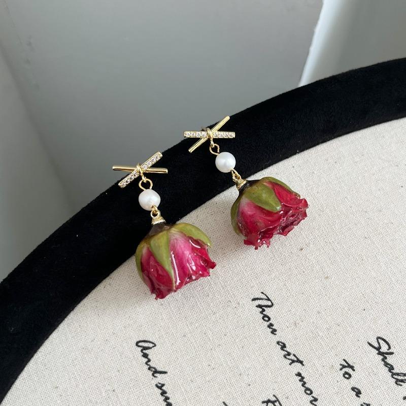 Natural Rose Flower Earrings for Women - Elegant Court Style Freshwater Pearl Stud Earrings - Handcrafted Earrings