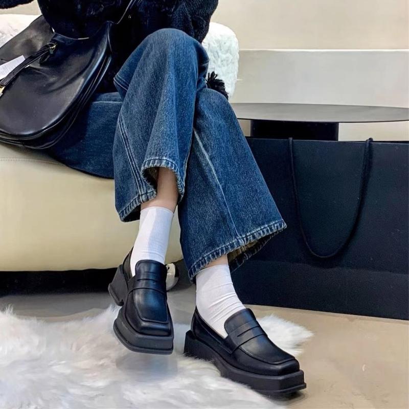 

Женские лоферы на толстой подошве с квадратным носком 2025 весна-осень лакированная кожа в японском стиле обувь слипоны модная обувь 40