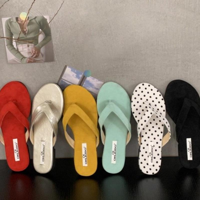 Fashion New 2025 Summer Casaul Women Clip Toe Slippers Ladies Comfort Outdoor Beach Vacation Flats Slides Flip Flop