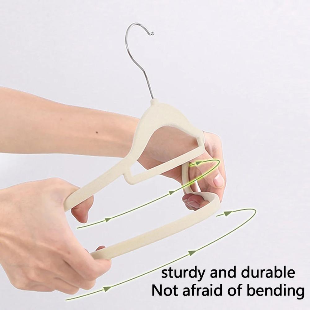 Premium Velvet Hangers Non-Slip Felted Hangers, Sturdy Hangers Heavy-Duty Hangers and Suit Hangers Durable Slim Hangers