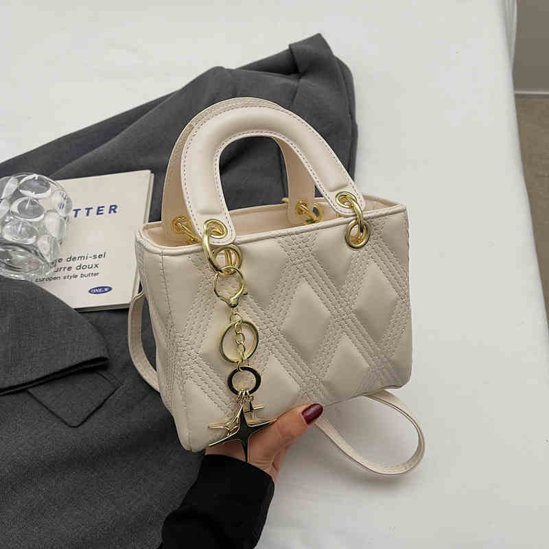 

Осенние свадебные сумки классическая искусственная кожа ромбовидная решетка маленькая квадратная женская красная сумка через плечо