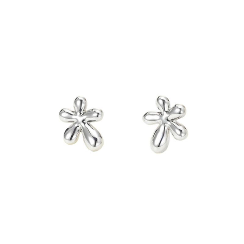 FINDELISE Signature Daisy Earrings