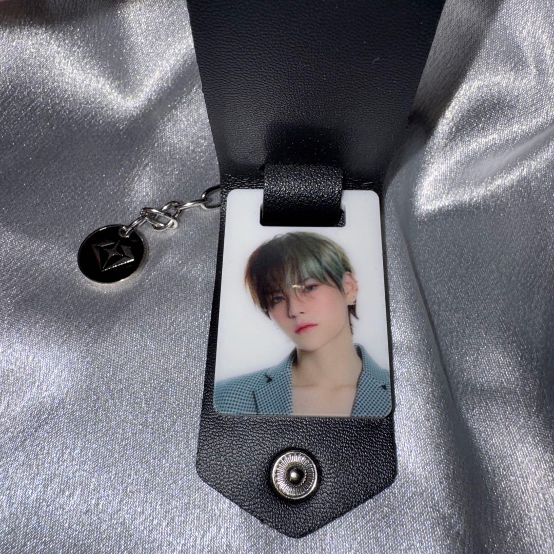 [USED] TREASURE Korea POPUP Exclusive Keychain Yoshi