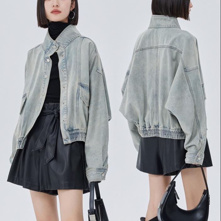 Retro Hong Kong Style Stand Collar Lapel Denim Jacket for Petite, New Early Spring Trend, Loose Fit, Distressed, and Slimming.