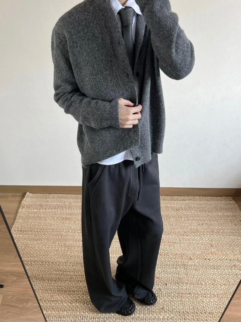 Cleanfit Retro Old Money Style Loose Fit Men's Cardigan - Korean Stand Collar Knitwear for Autumn/Winter