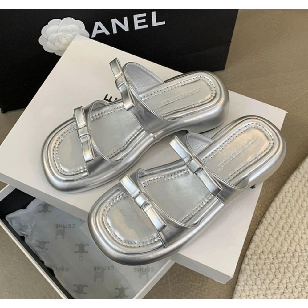 New Summer Women's Slippers 2025 Stylish Peep-toe Low Heel Silver Women's Comfortable Beach Shoes Sapatilas