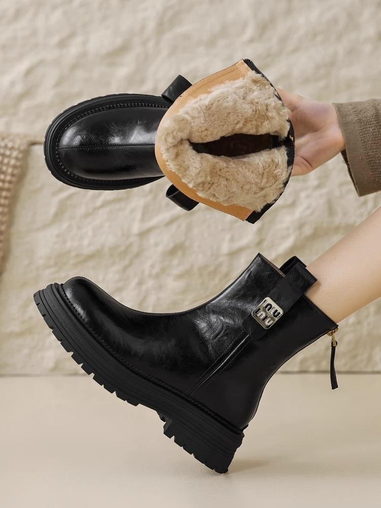 2026 Herbst- und Wintersaison neue Damenschuhe mit mittlerem Schaft, lässige Metallschließe und Plüsch, dicke Sohle, Gummi, Mode, schlanke Stiefel