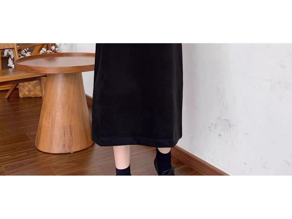 Women's High Waist Wool A-line Skirt: Slimming, Versatile, Black, Slit, Hip-Covering, Autumn/Winter 2025.