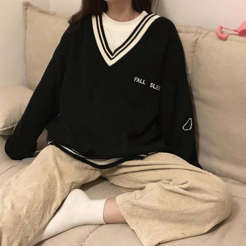 Winter College Style V-neck Sweater Bottoming Sweater Female Loose Long-sleeved Pullover Student Mid-length Hooded Kintwear