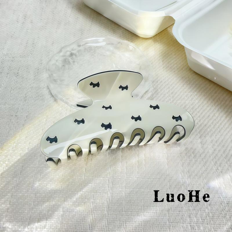 

Korean Style Hollow Dog & Shark Hair Clip - Chic, Versatile Updo Claw for Women