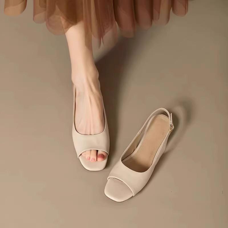 Fashion Silver Fish Mouth Sandals Women's Summer New Open-toed Empty Flat Shoes Foreign Style Flat Heel Soft Sole Single Shoes Explosion