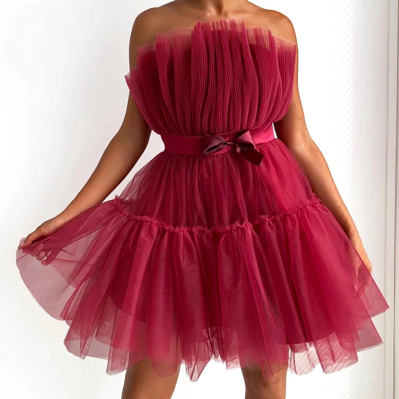 

Платье-помпадур с бантом и сетчатым верхом QICED для женщин M