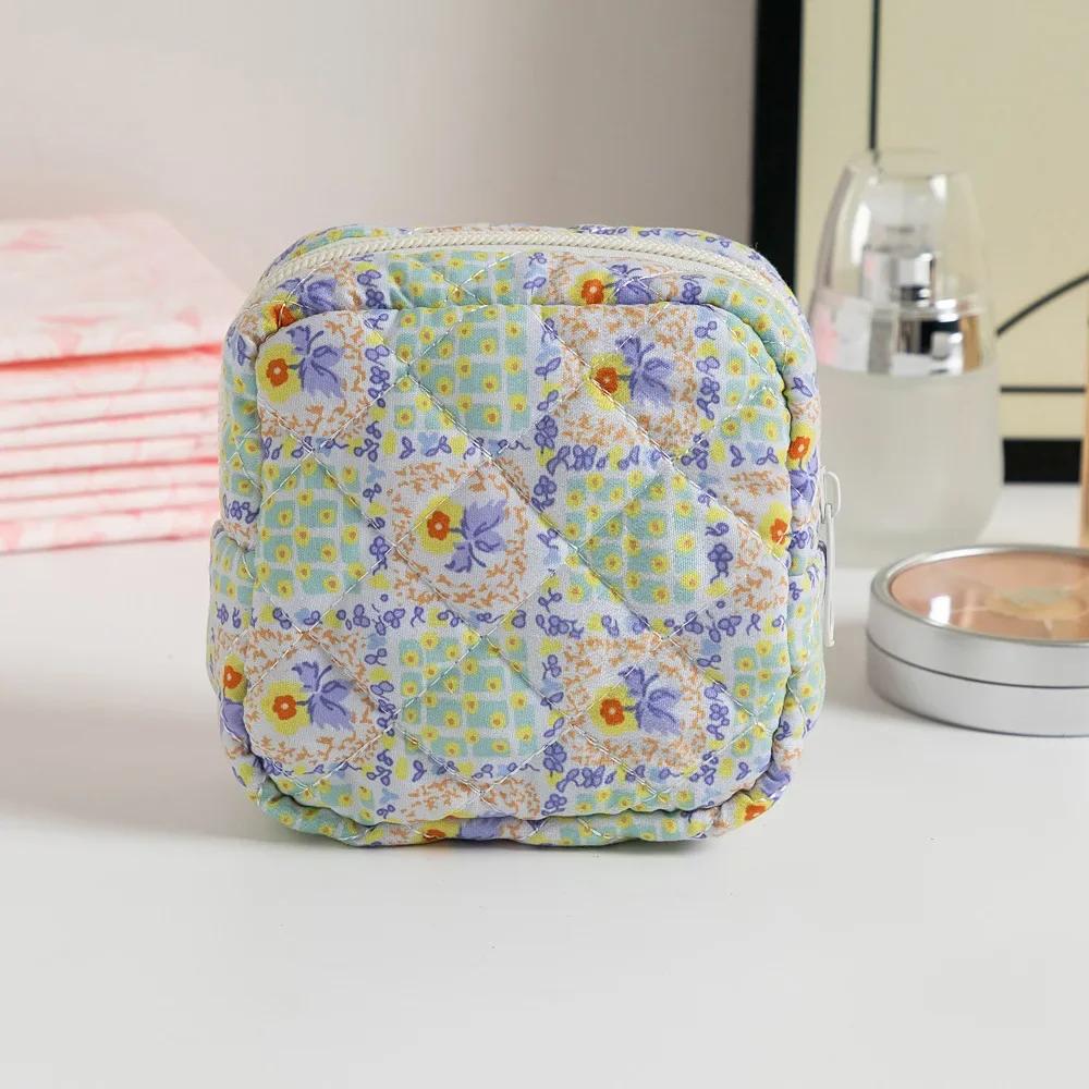 Trendy Korean Makeup Bag for Women Small Cosmetics Organizer Cartoon Cute Coin Purse Fabric Key Lipstick Bag Sanitary Pad Pouch