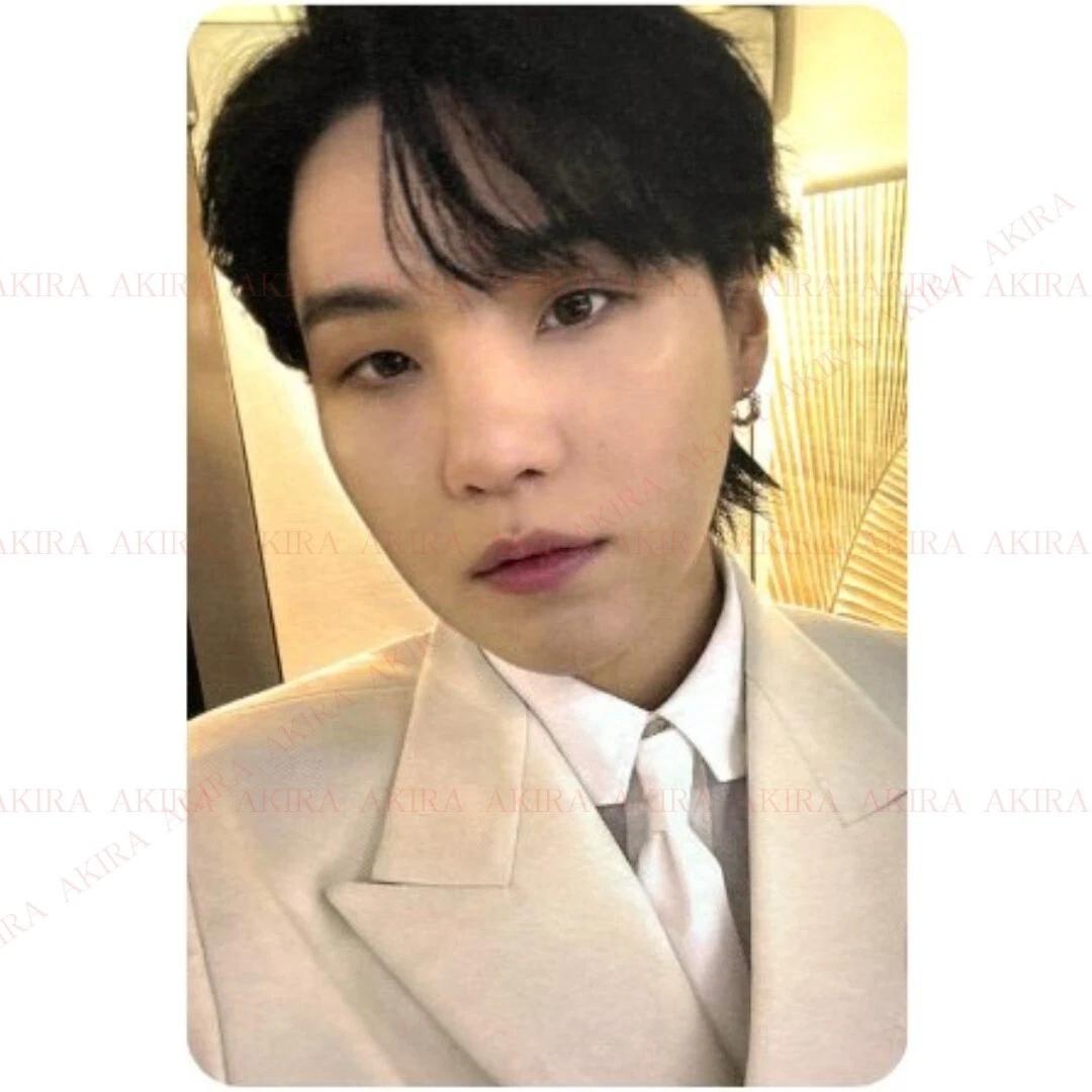 

BTS FESTA 2025 ARMY ZONE ПАКЕТ МЕРЧУ КАПСУЛЬНОГО АЛЬБОМУ 10 тис. KRW БОНУСНА Фотокартка Офіційний SUGA / 10K KRW BONUS