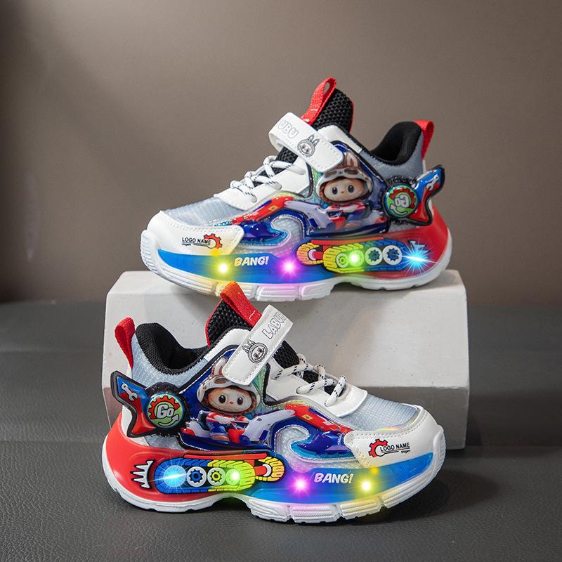 

Обувь для мальчиков 2025 весна и осень детская спортивная обувь для детей среднего и старшего возраста мультяшные папины кроссовки дышащая сетка универсальные кроссовки для бега 30 чёрный