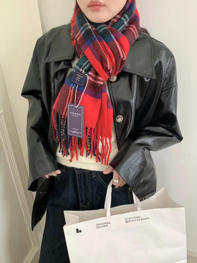 Simple classic British plaid scarf fashionable versatile warm scarf fringed shawl scarf couple