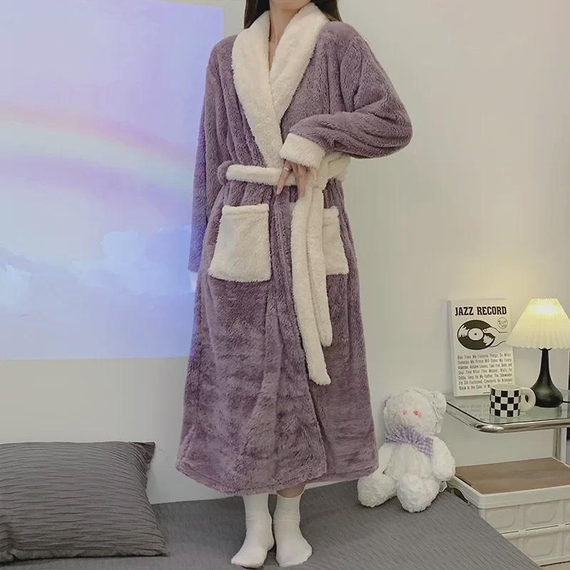 Acogedor Albornoz de Forro Polar Coral Morado Hada - Largo, Grueso, Lindo para Estar en Casa para Otoño e Invierno