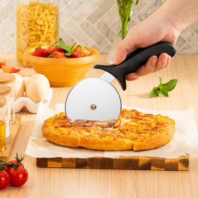 Pizzaschneider Edelstahlklinge Teigroller Ausstecher Keks Kuchenrad Gebogener Griff Küchenutensilien