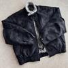 Veste matelassée d'hiver épaisse en cuir PU pour homme avec col en fausse fourrure Style de rue Manteau chaud Temps froid