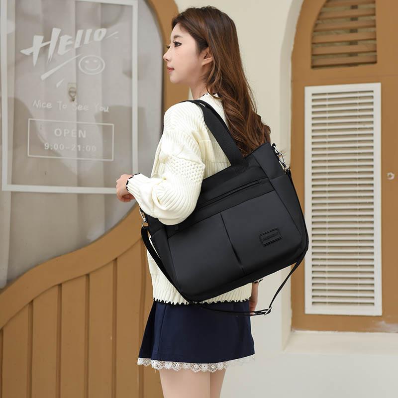 Women's Bag Nylon Large Capacity Shoulder Bag Lightweight Portable Crossbody Bag