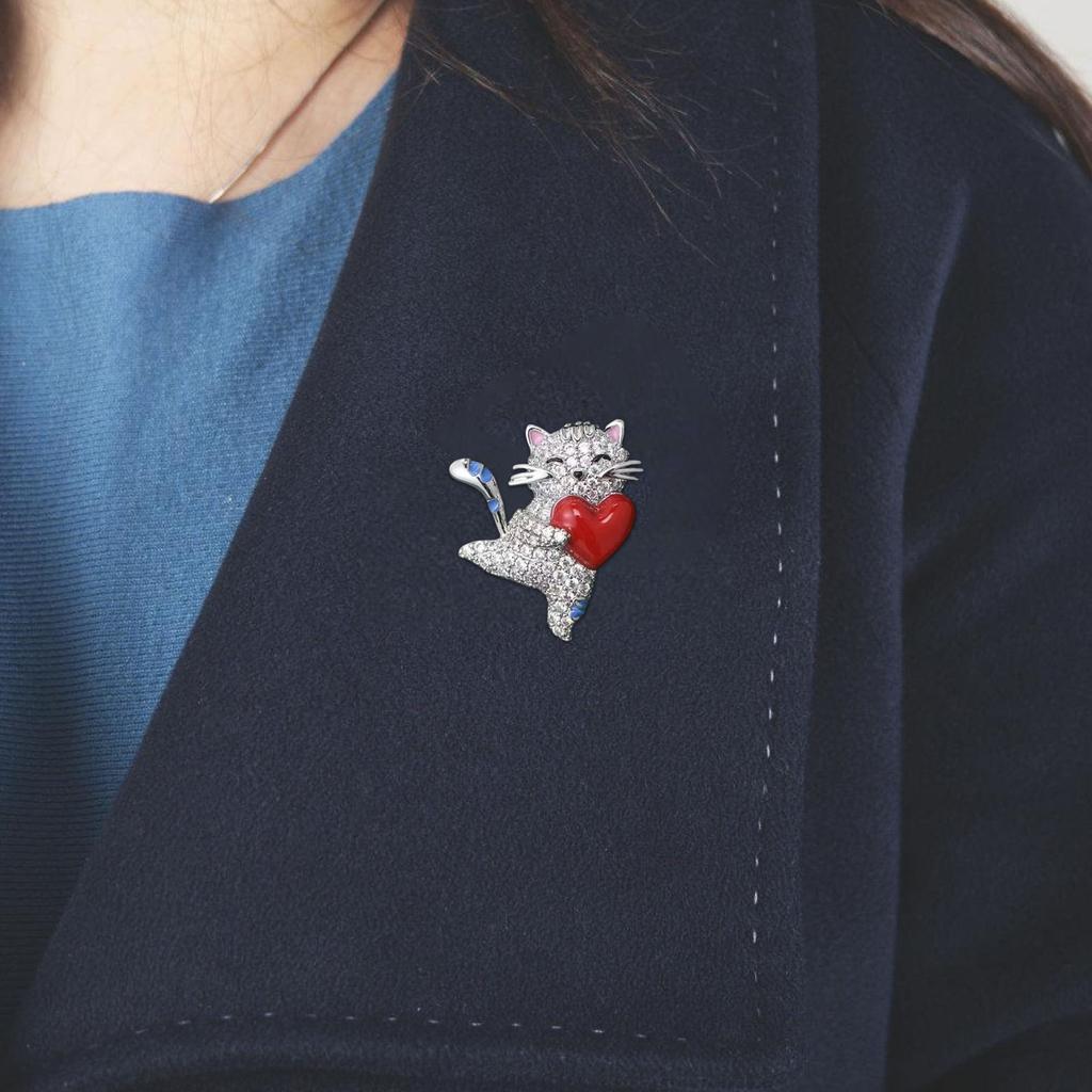 Cats Shaped Brooch Featuring Heart Detail Sturdy Alloy Craftsmanship Stylish Wearable Jewelry Pieces