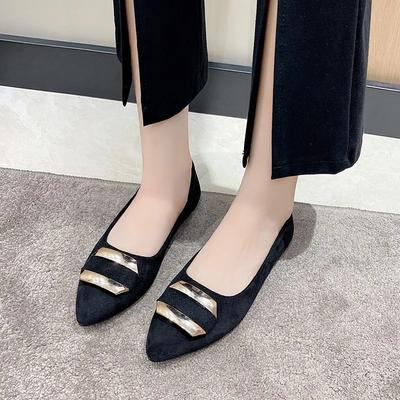 Moda 2025 Nuove Scarpe da Donna Basse da Donna Moda Decorazione Metallica Ufficio e Carriera Punta Appuntita Sexy Taglie Forti Piatte Tacchi Bassi