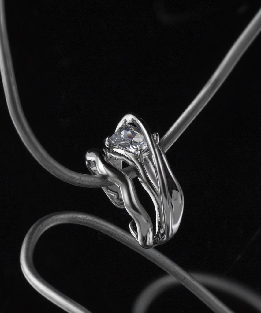 Heita Elviraq Silver Ring