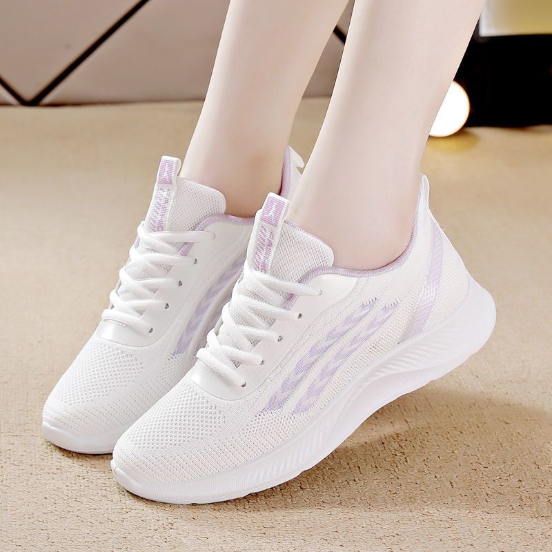 Women's Flying Textile Shoes Spring and Autumn Leisure Sports Soft Sole Light Running Shoes Breathable Non-slip Flat Mother's Shoes
