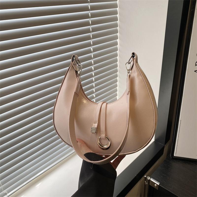 

2025 spring and summer new simple shoulder armpit bag premium small fresh flower handbag foreign style messenger crescent bag
