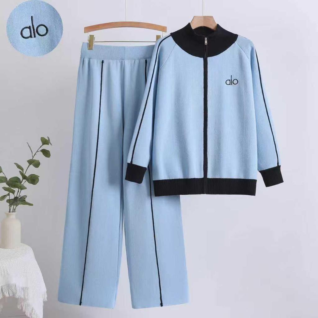 Women's Versatile Color-Block Knit Suit: Age-Defying Stand-Collar Jacket & Wide-Leg Pants Set
