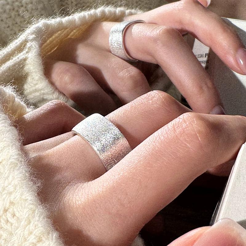 Women's Wide-Edge Brushed Matte Adjustable Ring - Trendy Cold & Indifferent Style