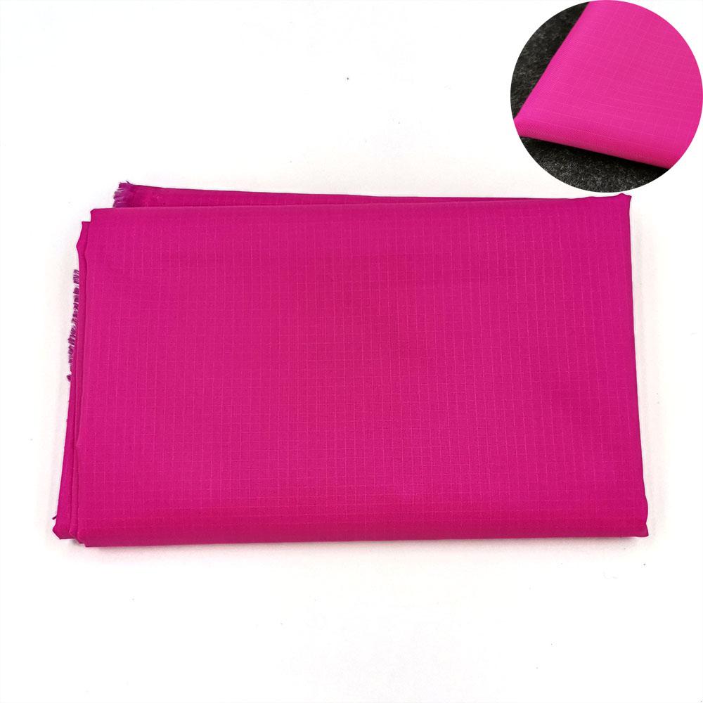 

Pleated Breathable Waterproof Fabric By The Yards for Tent Down Jacket 70D Nylon Awning Cloth Textile Outdoor Sewing DIY Brocade 57 x 35in(145x90cm) горячий розовый