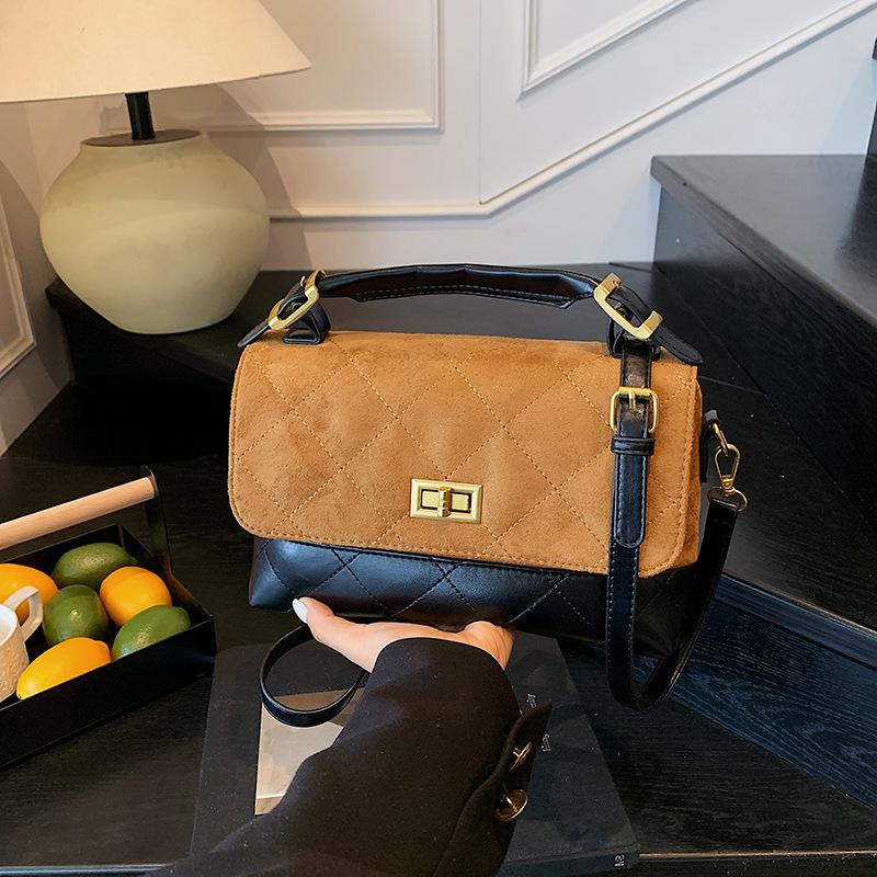 

Contrasting color retro suede small bag women s new versatile messenger bag fashion handbag small square bag коричневый