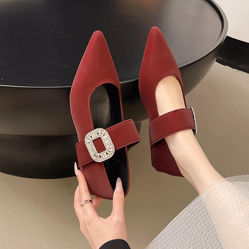 French Inner Height Increase Mary Jane Shoes In the Early Spring of 2025 New Pointed Head Shallow Mouth Rhinestone Versatile Temperament Single Sho