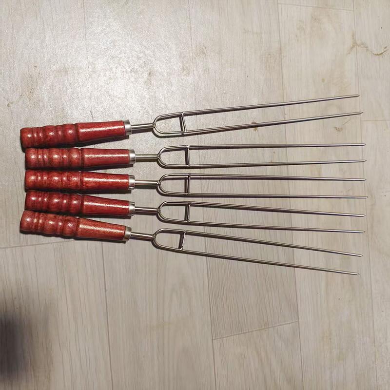 SMVP Red Wooden Handle BBQ Skewers/Forks