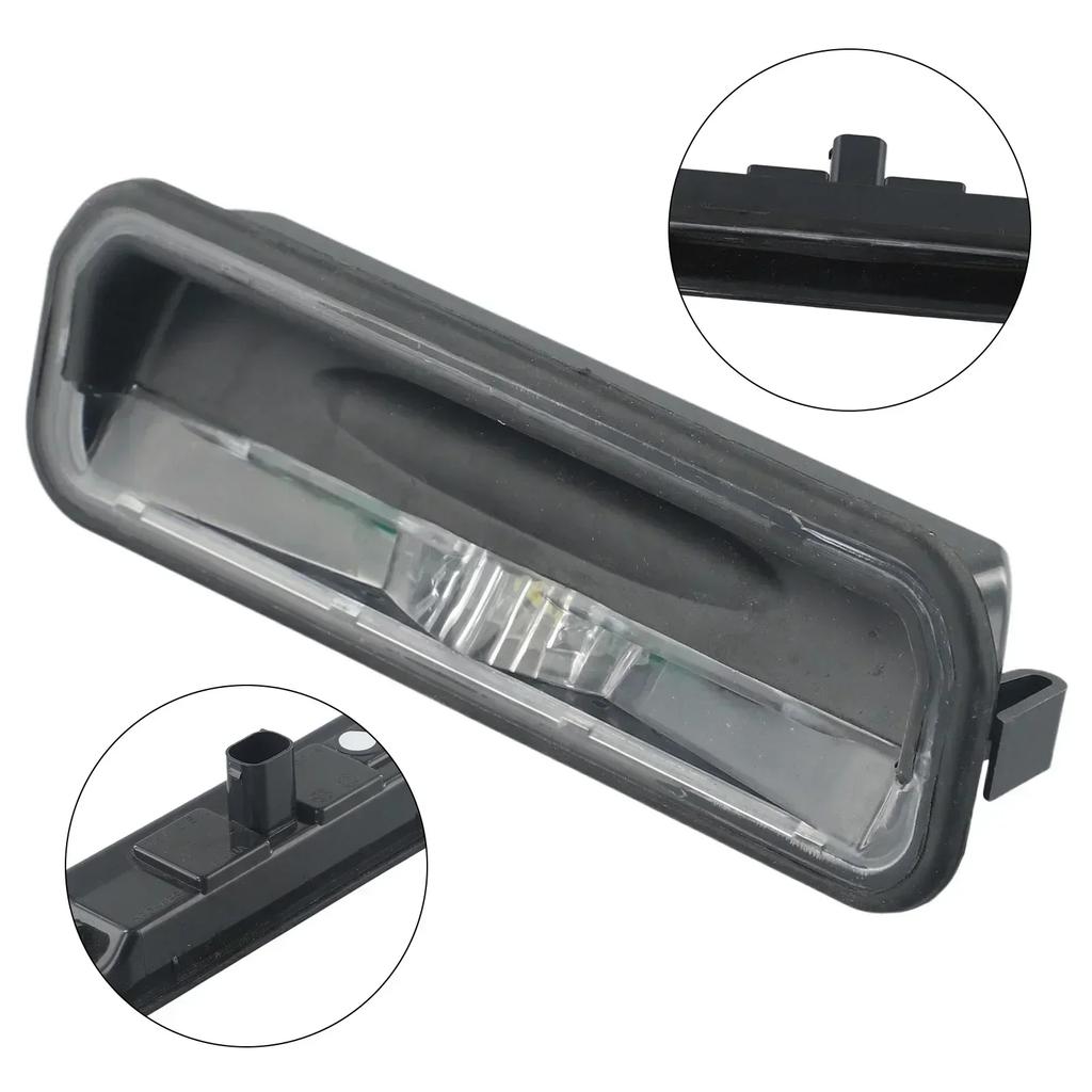 License Plate Light With Switch For Ford Focus BM51-19B514-AE Auto Rear Number Planel Lamp Plastic Lights Replacement