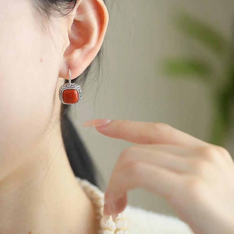 Orecchini Pendenti Rotondi Quadrati Vuoti in Argento Sterling 925 con Motivo Retro Cinese Erba Tang e Finitura Invecchiata Rossa
