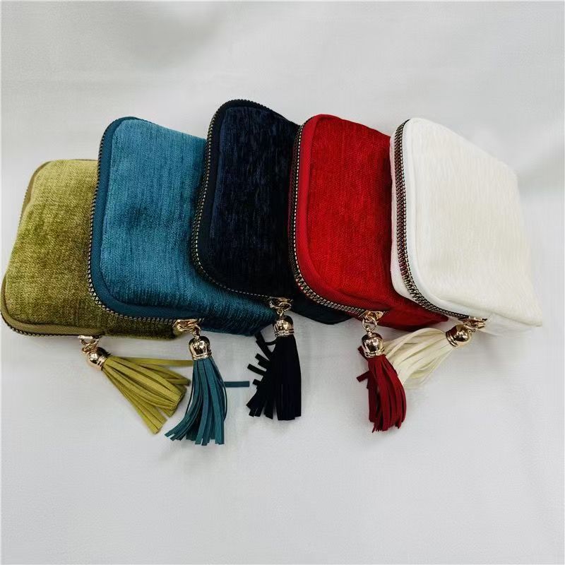 Exquisite Jewelry Storage Bag, Zipper Tassel Jewelry Bag, Satin Fabric Large-Capacity Multi-Layer Dust-Proof Bag